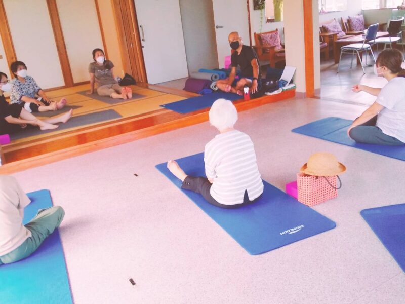 昼ヨガ🙆3時集合！✌️