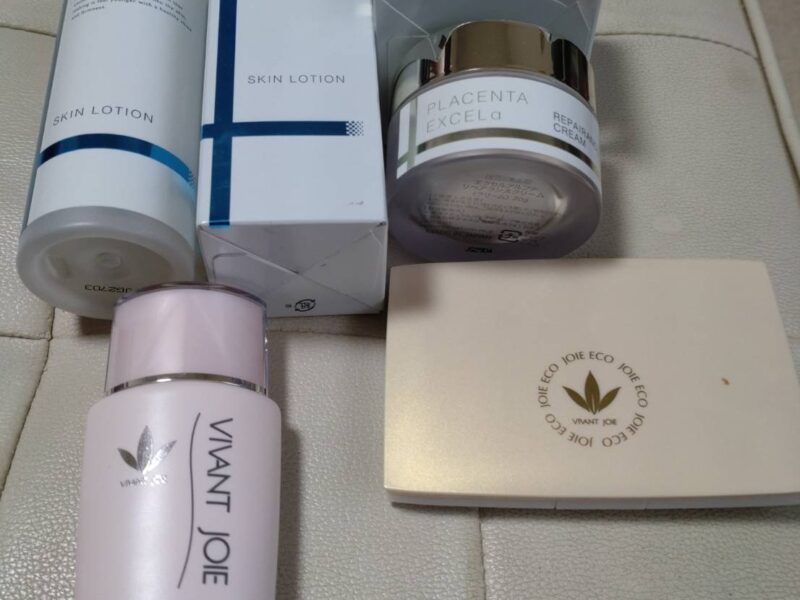 朝のスキンケアアイテム